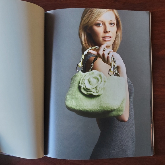 Ella Rae Felted Bags Pattern Book 2 - Picture 6 of 16